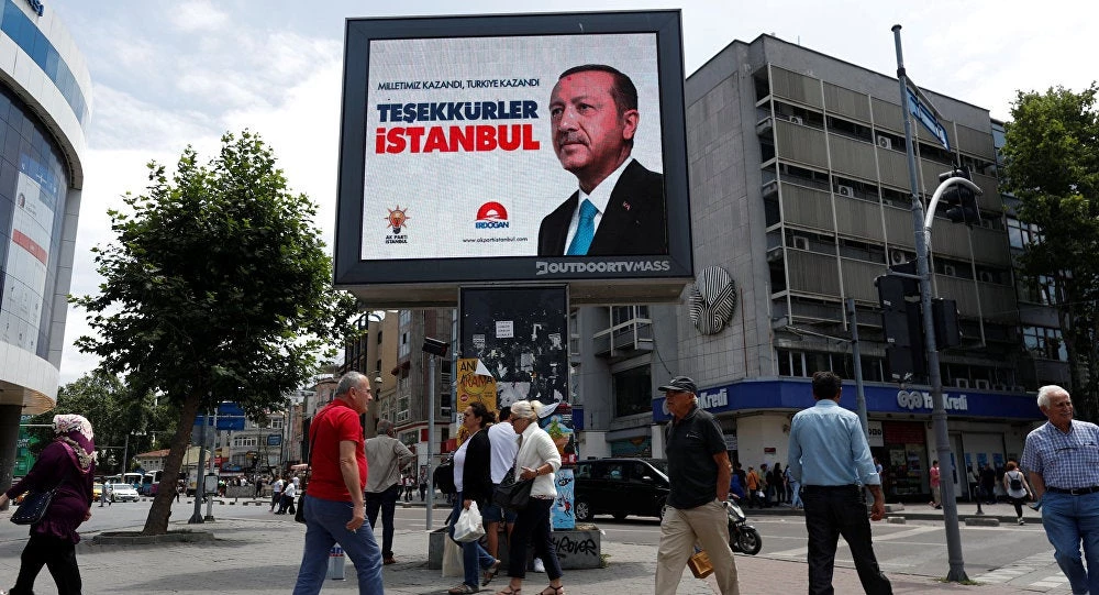 Τριγμοί στα τουρκικά ομόλογα από τον διορισμό του γαμπρού του Ερντογάν – Συναγερμός στις αγορές